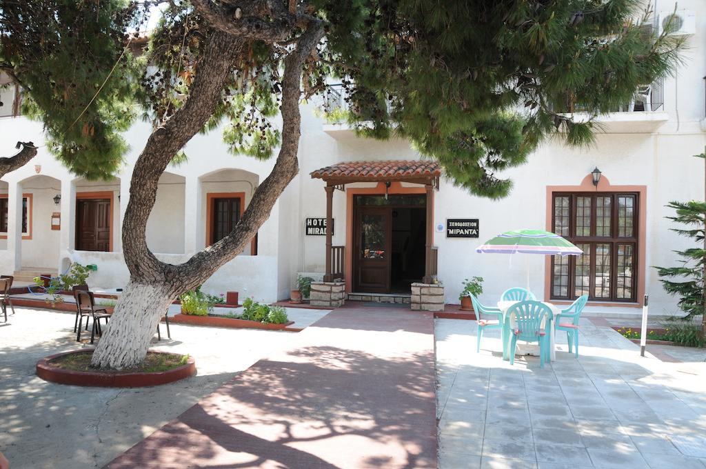 Miranta Hotel - Apartments & Studios Aegina 외부 사진