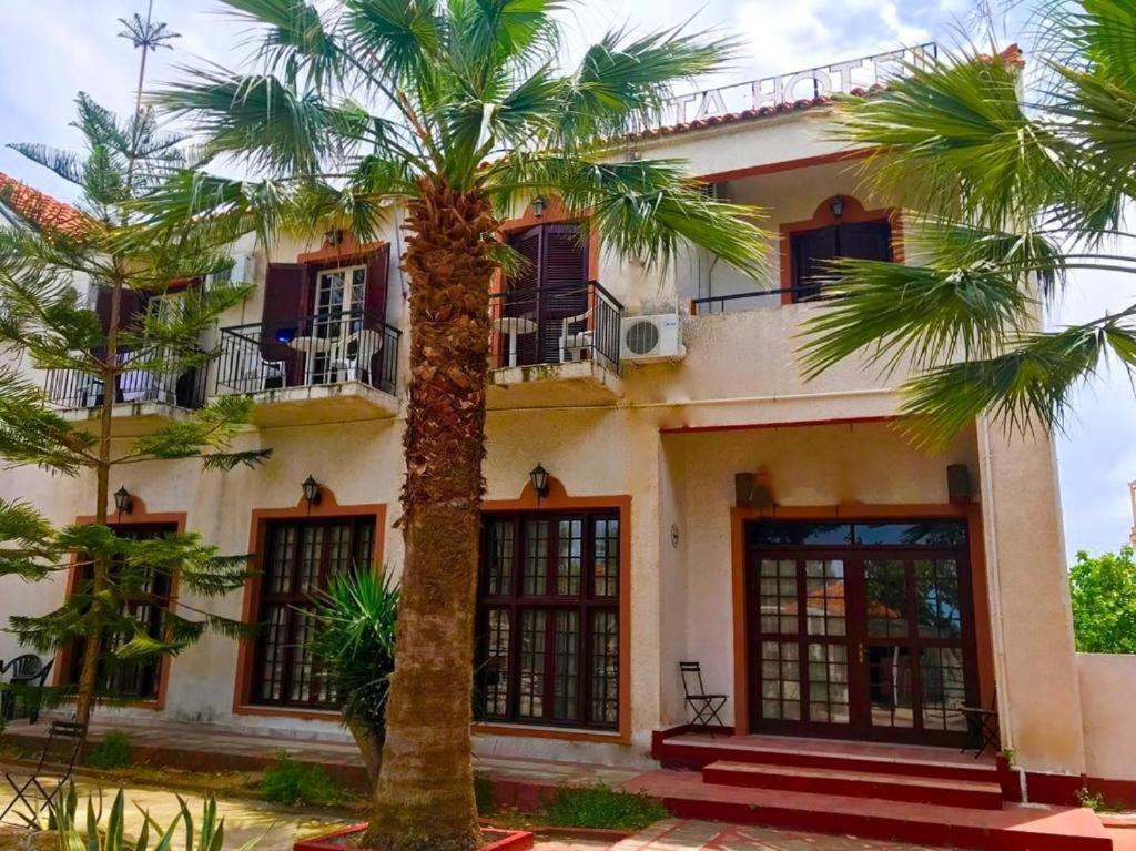 Miranta Hotel - Apartments & Studios Aegina 외부 사진