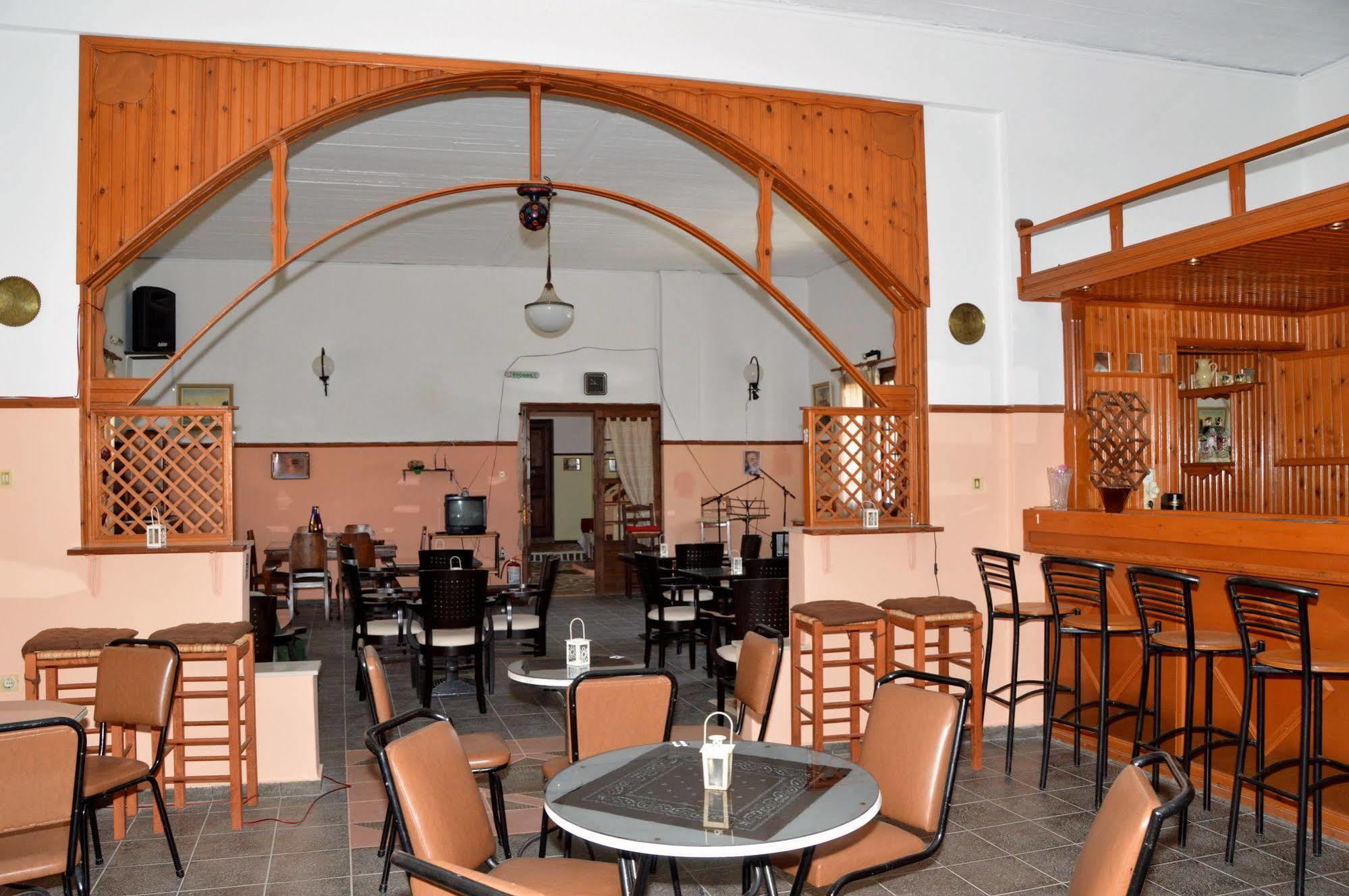 Miranta Hotel - Apartments & Studios Aegina 외부 사진
