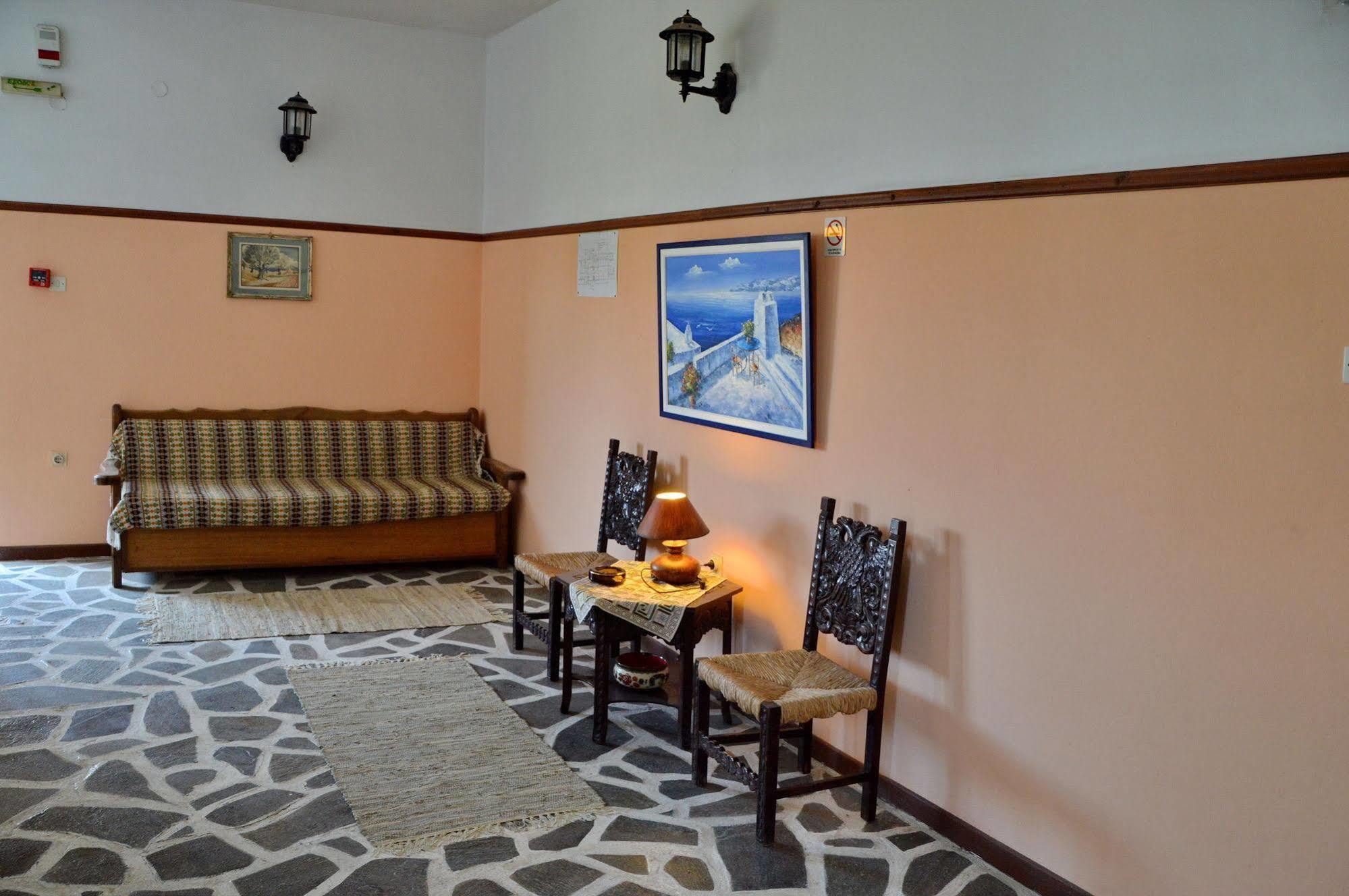Miranta Hotel - Apartments & Studios Aegina 외부 사진