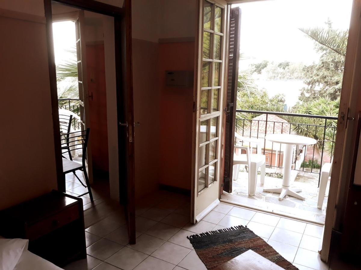 Miranta Hotel - Apartments & Studios Aegina 외부 사진
